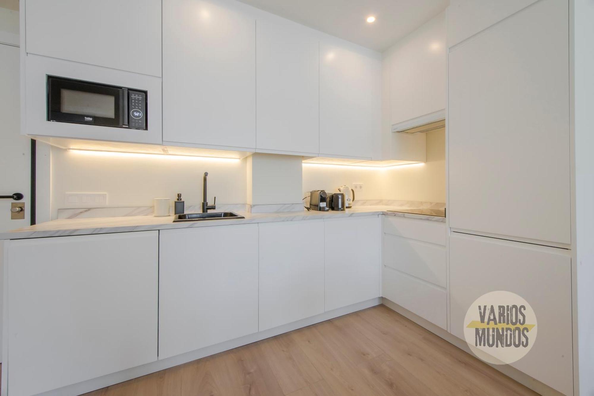 Tu Refugio Para 4 En Malasana, Conoce San Bernardo 20 Madri Exterior foto